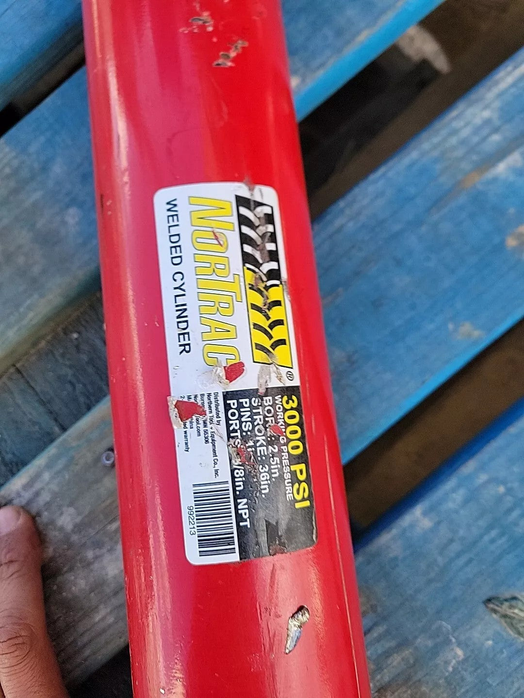 Welded Hydraulic Cylinder NorTrac 2.5" Bore 36" Stroke 1" Pins 3000 PSI