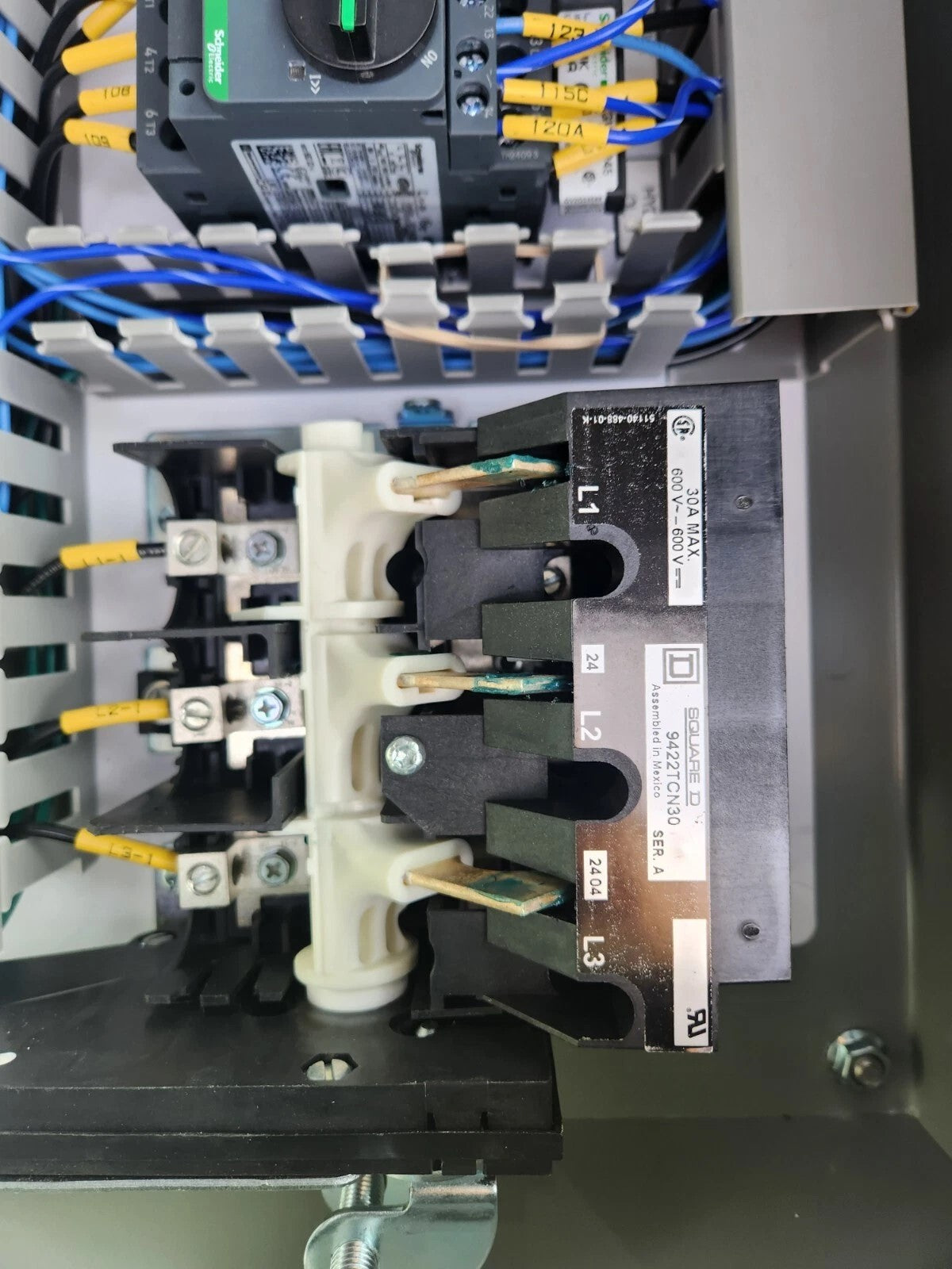 PKM electrical panel for 3 or 4 phase power. 460V
