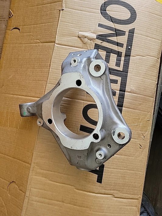 68388829AA Front Left Driver Steering Knuckle Spindle For 18-22 Jeep Wrangler